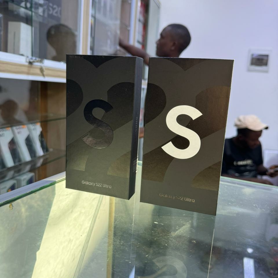 Product image thumbnail: SAMSUNG GALAXY S22 ULTRA 5G 512G