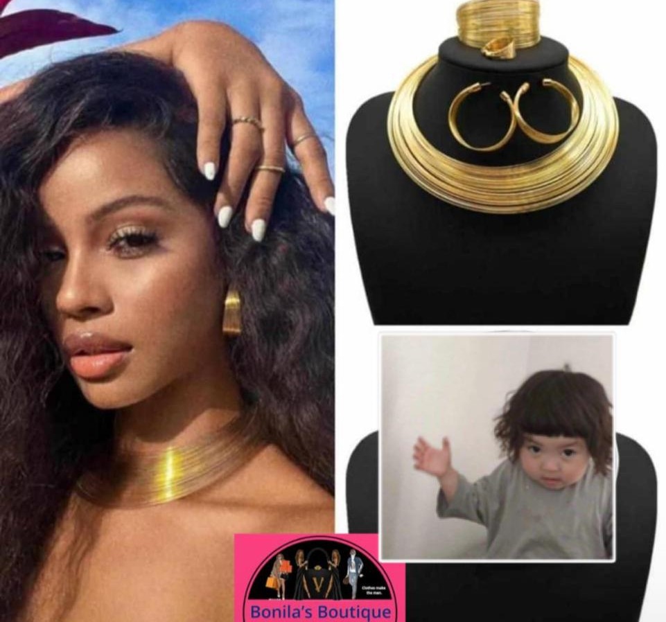 Product image thumbnail: Choker necklace set