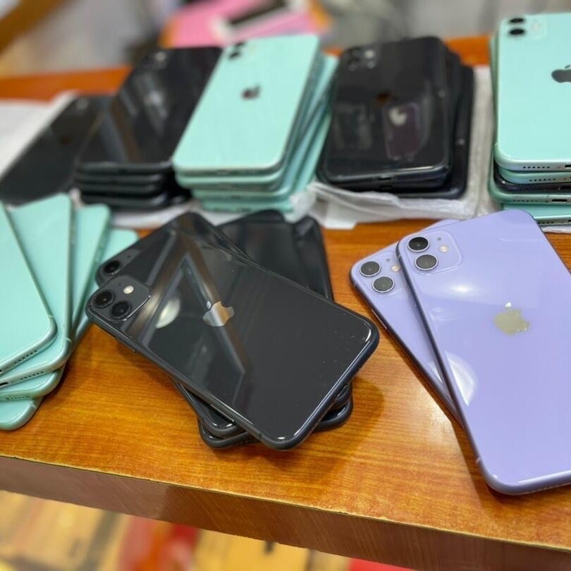 Product image thumbnail: iPhone11 64G