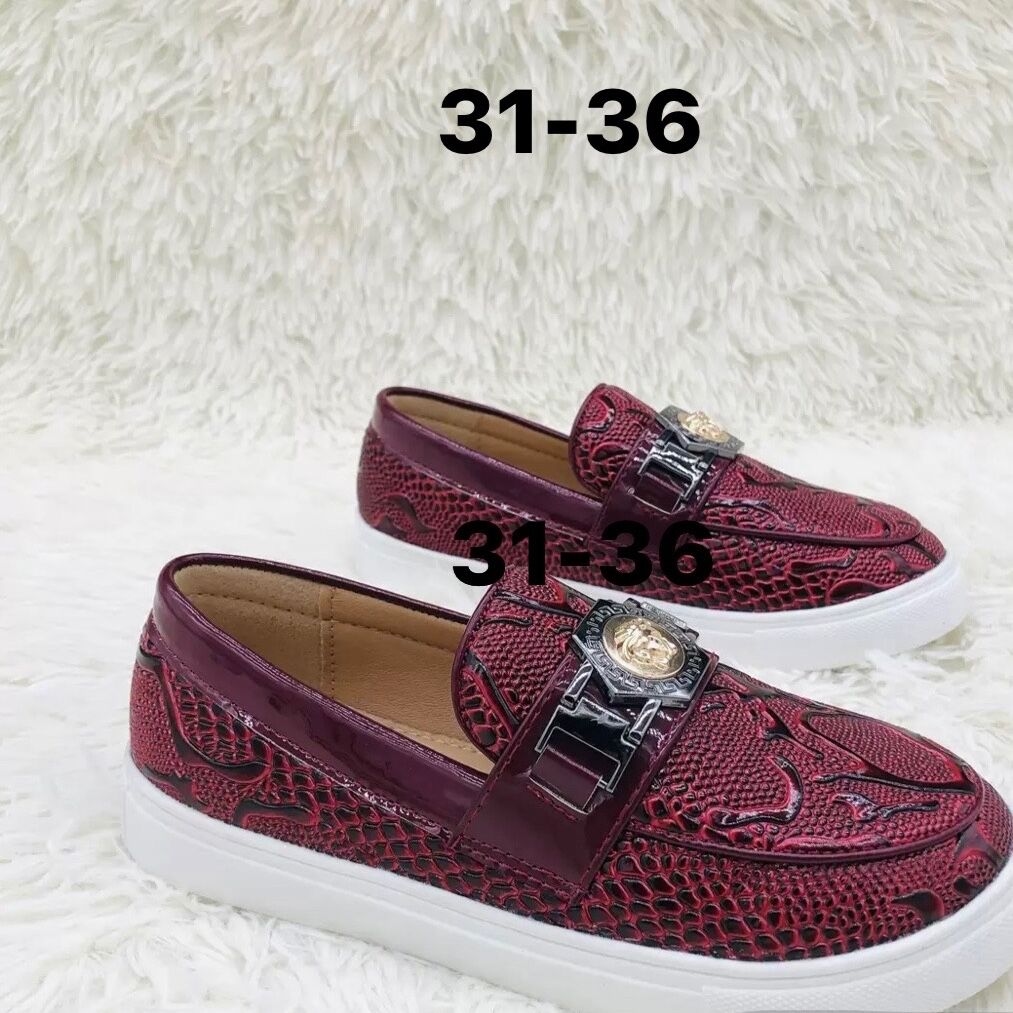 Product image thumbnail: branded shoe available