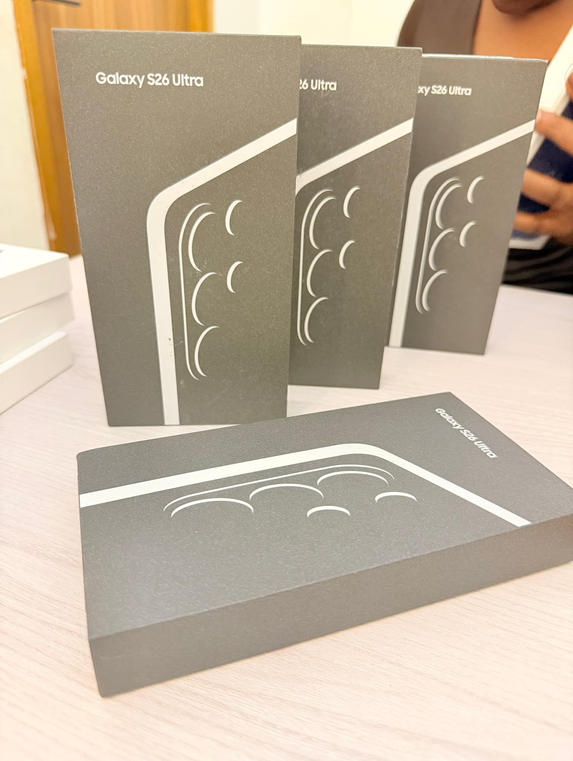 Product image thumbnail: SAMSUNG GALAXY S26 UTRA 5G 2SIM 512G