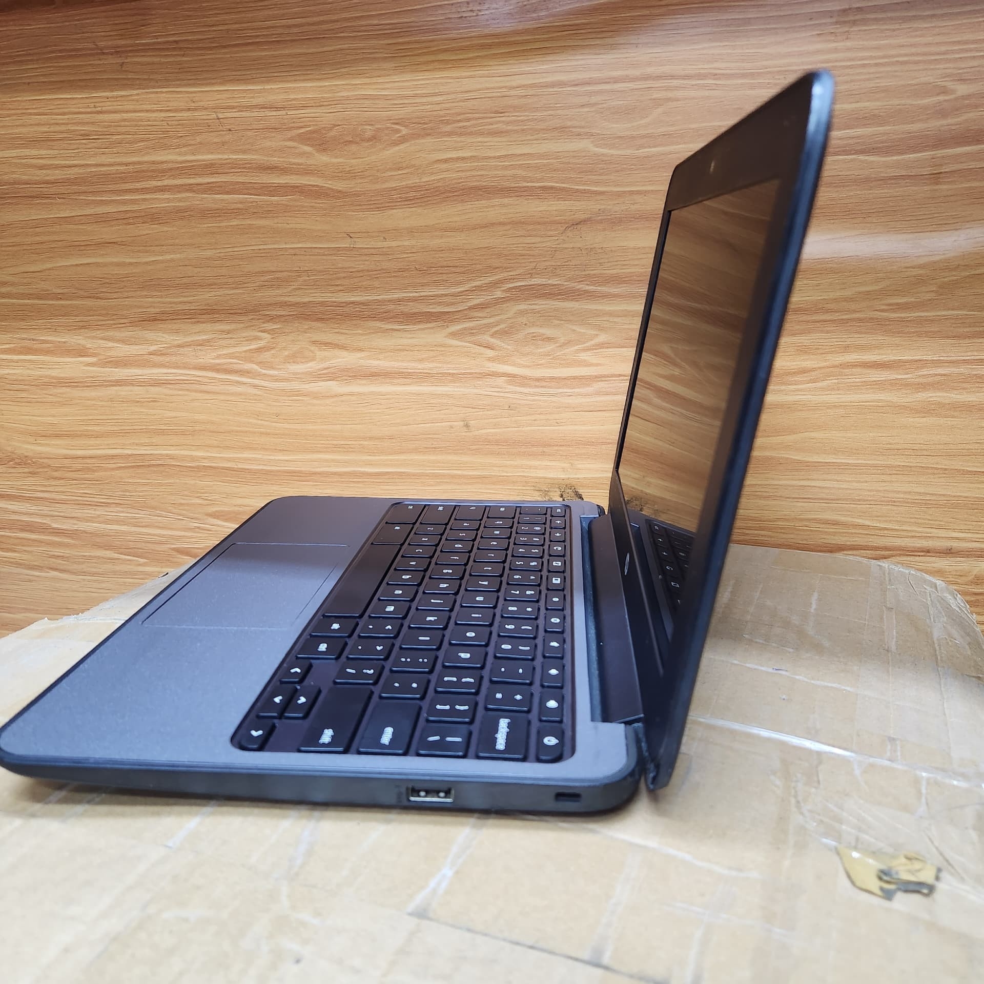 Image du produit : HP CHROMEBOOK 11 - 16G ROM - 4G RAM