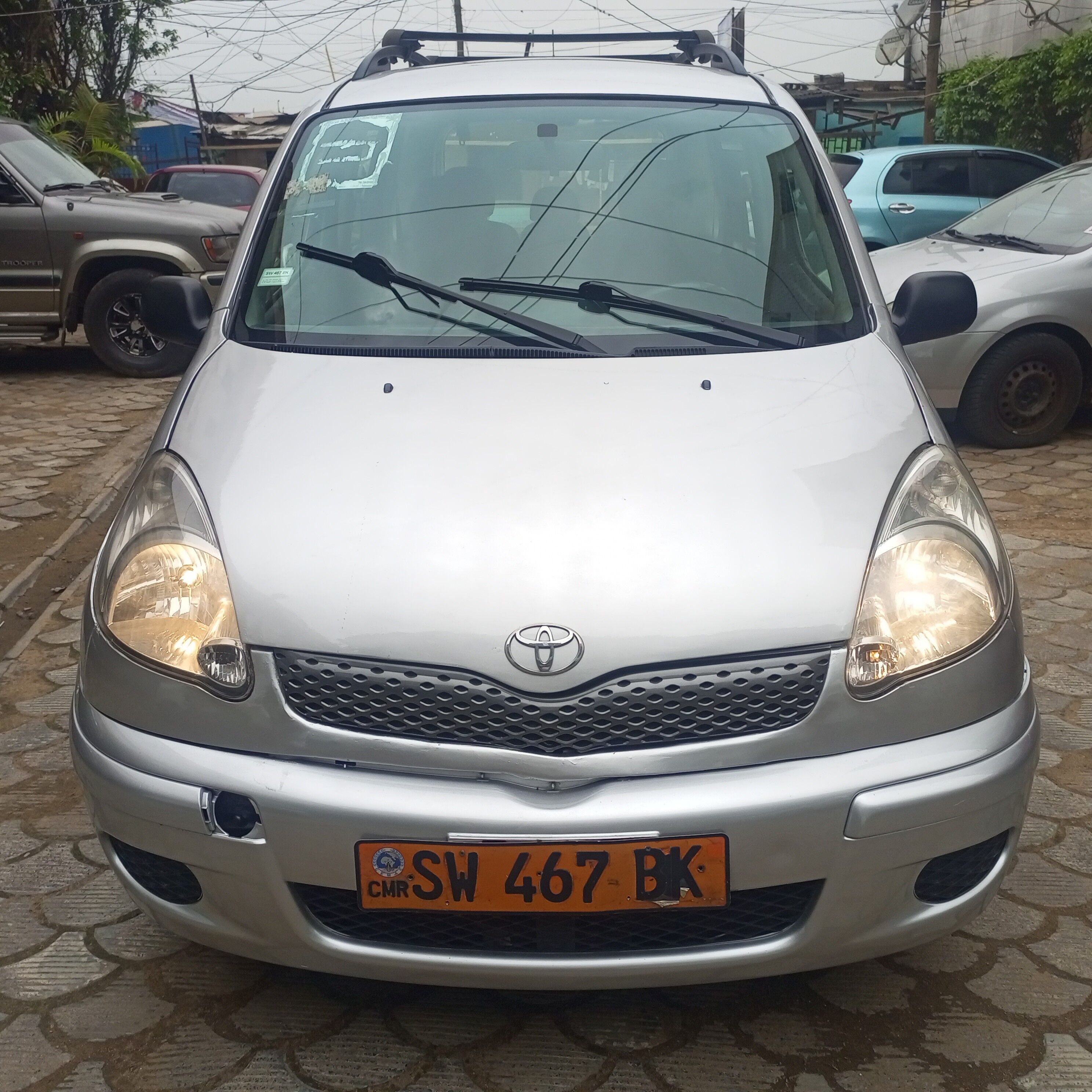 Product image thumbnail: yaris verso 2005