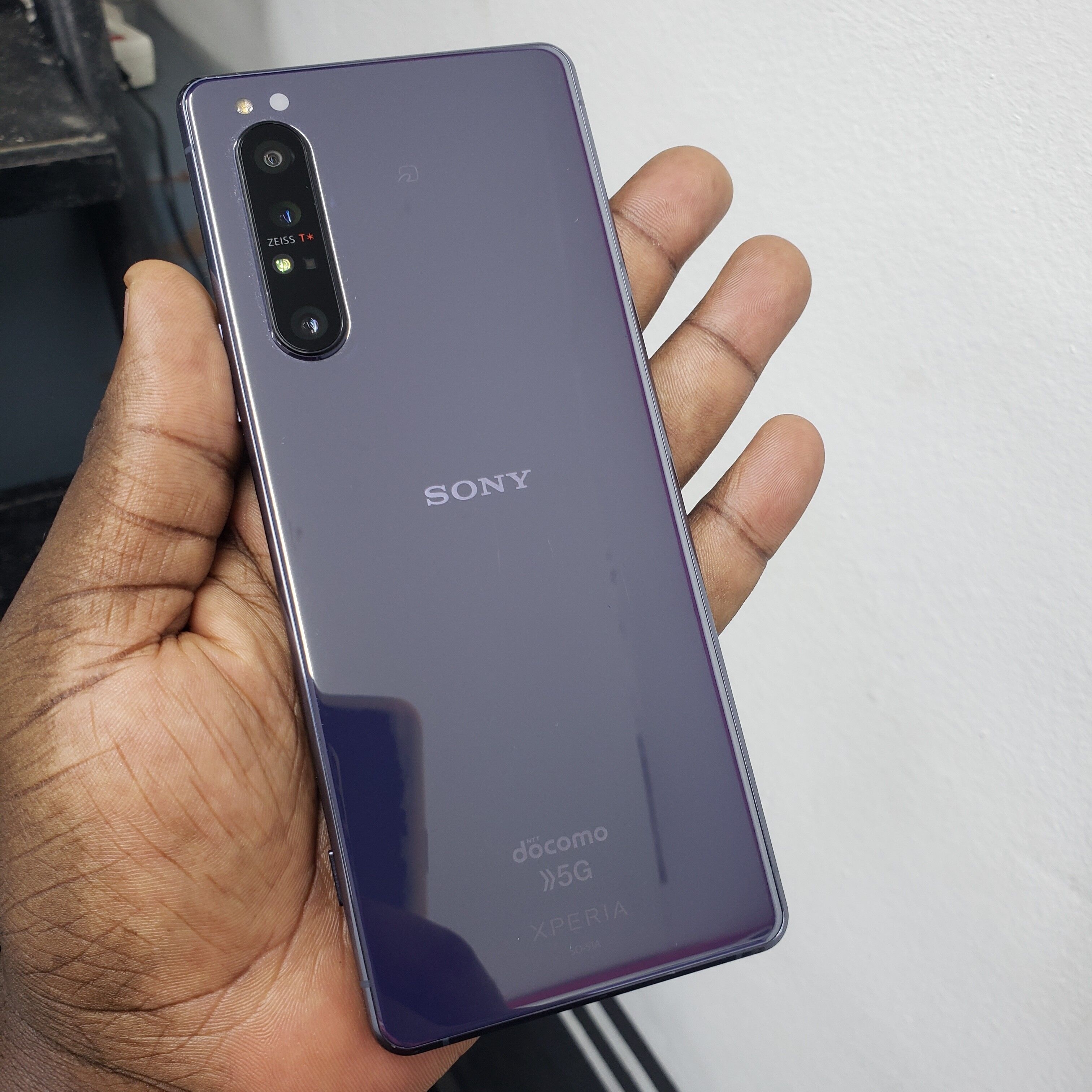 Product image thumbnail: SONY XPERIA 1 II 128G