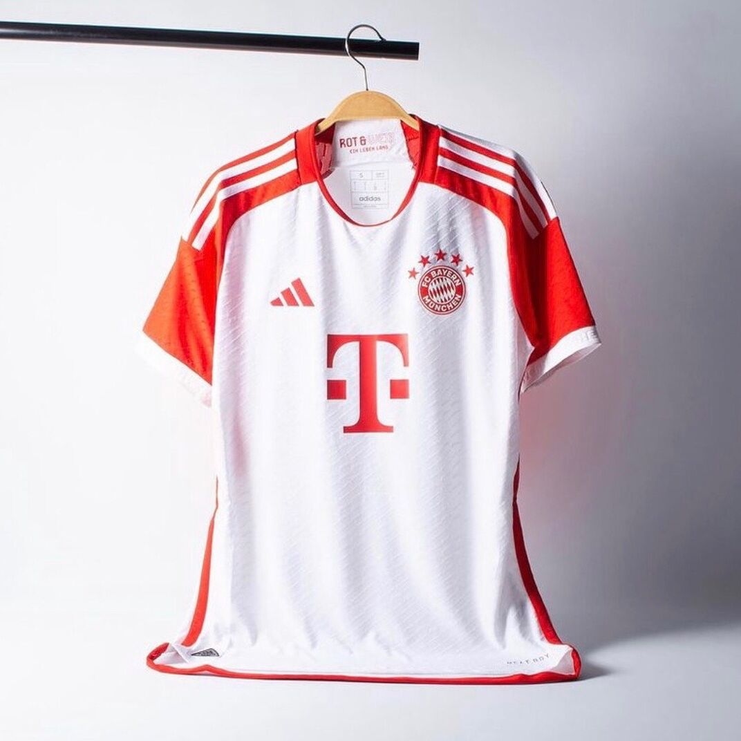 Product image thumbnail: Bayern jersey jersey without flocking