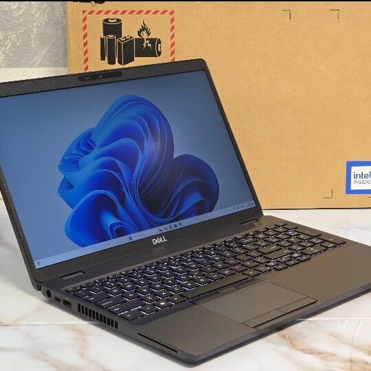 Product image thumbnail: Dell latitude 5501