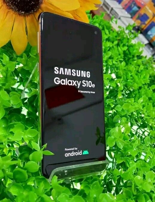 Image du produit : SAMSUNG GALAXY S10E - 128G ROM - 6G RAM