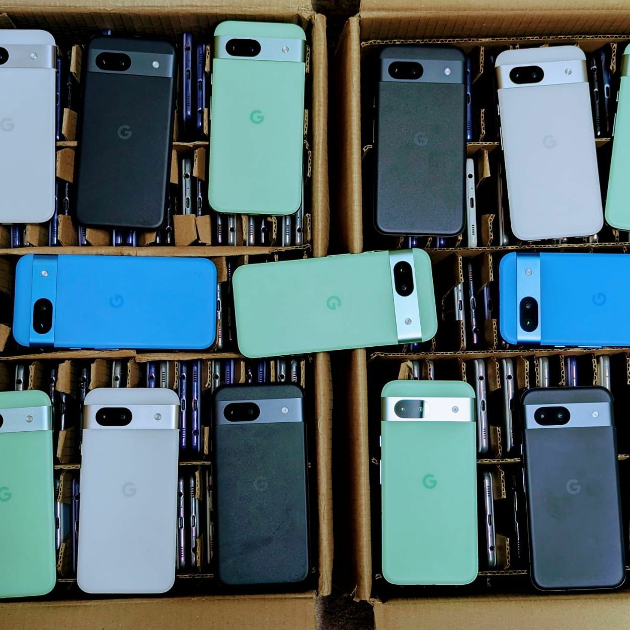 Product image thumbnail: GOOGLE PIXEL 8A 5G 128G