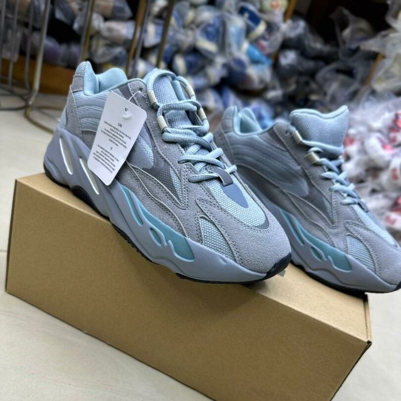 Product image thumbnail: shoe