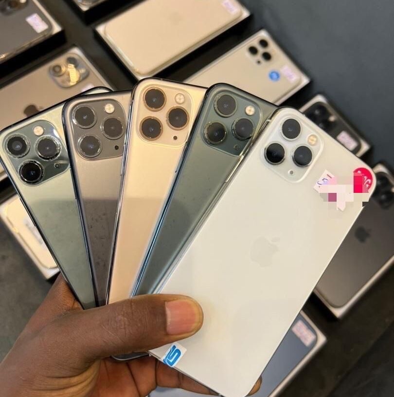 Image du produit : iPhone 12 Pro Max disponible et en solde