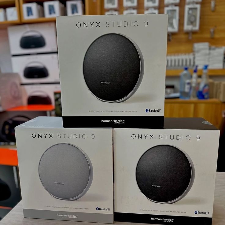 Product image thumbnail: ONYX STUDIO 9 ORIGINAL