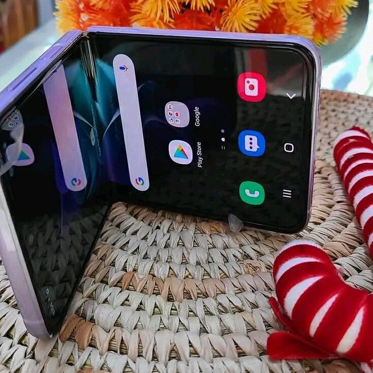 Image du produit : SAMSUNG GALAXY ZFLIP4 5G 128G