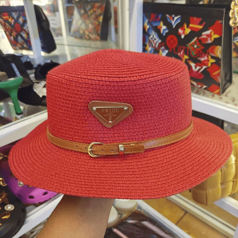 Product image thumbnail: Chapeau Saint Valentin