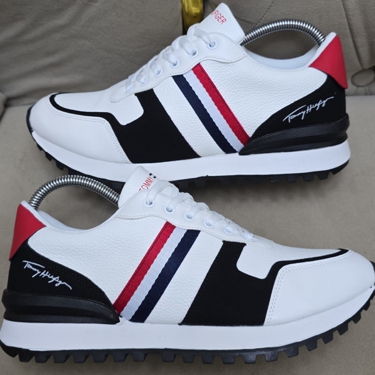 Product image thumbnail: Tommy