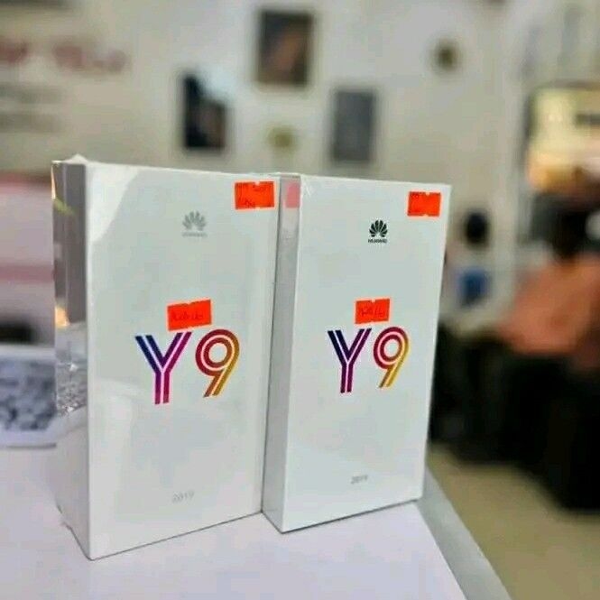 Product image thumbnail: HUAWEI Y9 2019 2SIM 128G