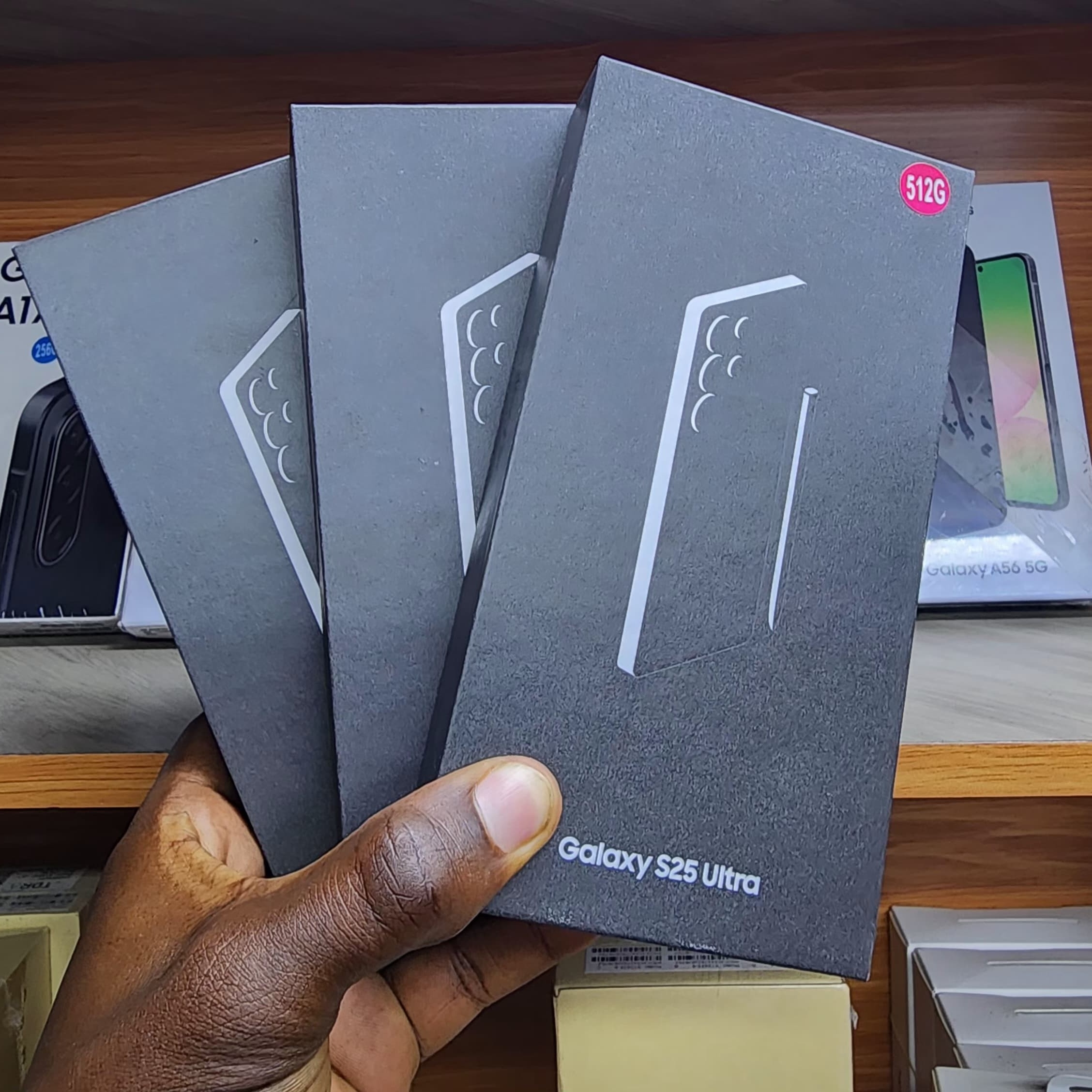 Product image thumbnail: SAMSUNG GALAXY S25 ULTRA 5G 512G 🇺🇸