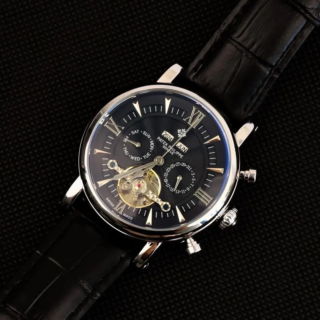 Product image thumbnail: Patek Philippe Chronographe