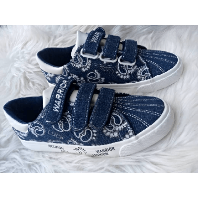 Image du produit : Chaussures Enfant pointure 30-36