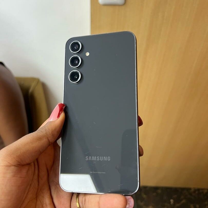 Product image thumbnail: SAMSUNG GALAXY S23 FE 5G 128G