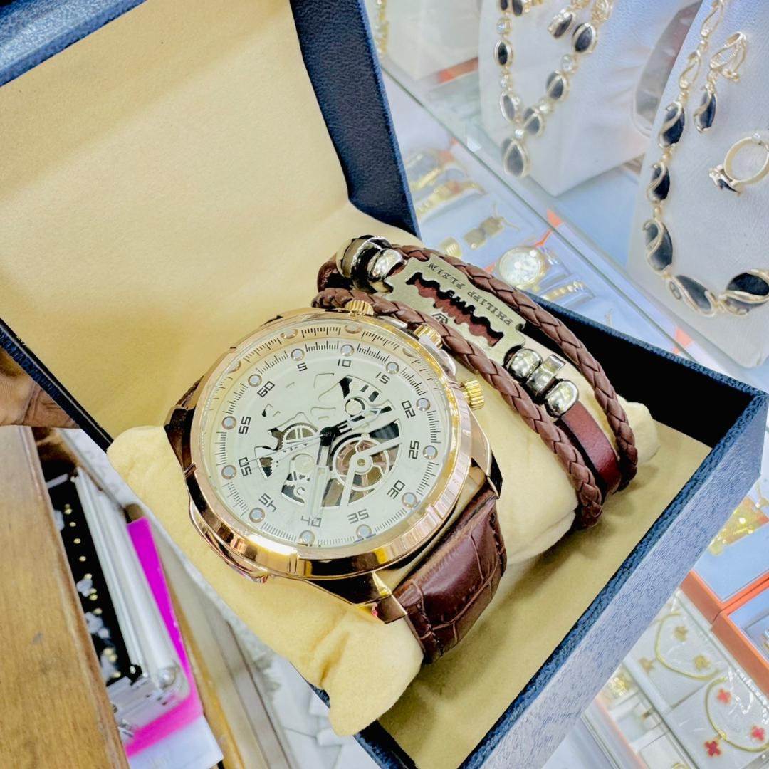 Image de MONTRE DE LUX AVEC BRACELET