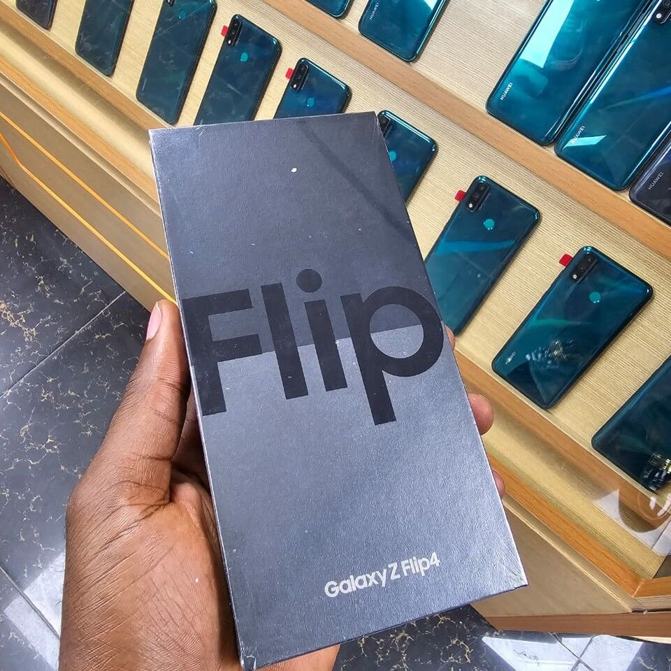 Image du produit : SAMSUNG GALAXY ZFLIP4 5G 256G