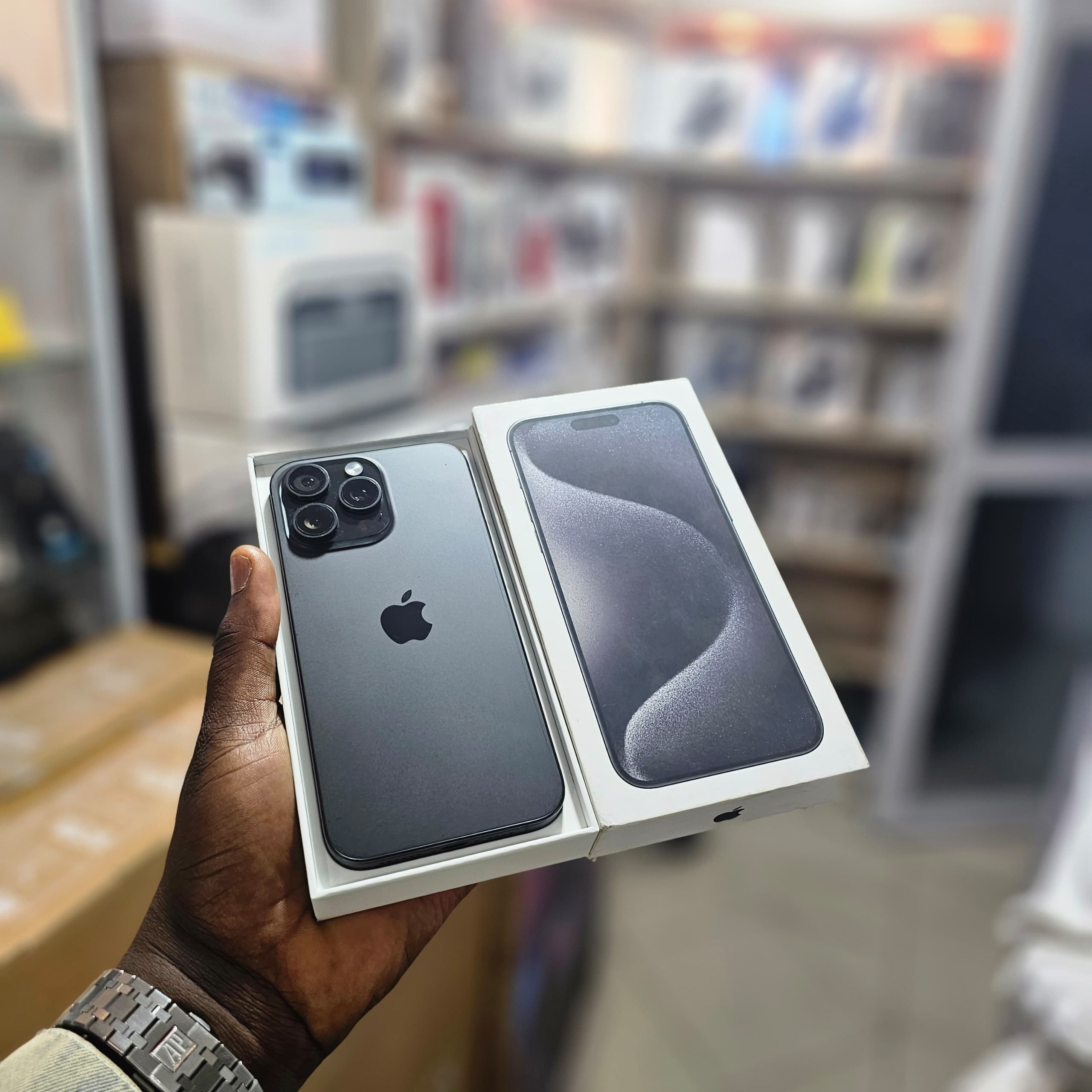 Image du produit : IPHONE 15 PROMAX 256G 100%