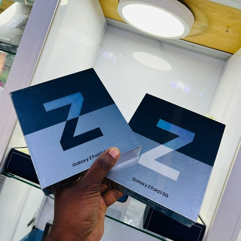 Product image thumbnail: SAMSUNG GALAXY ZFOLD3 5G 256G