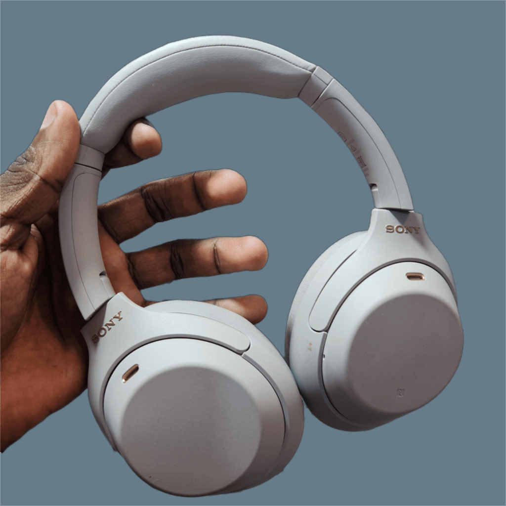 Product image thumbnail: SONY CASQUE WH-1000XM3