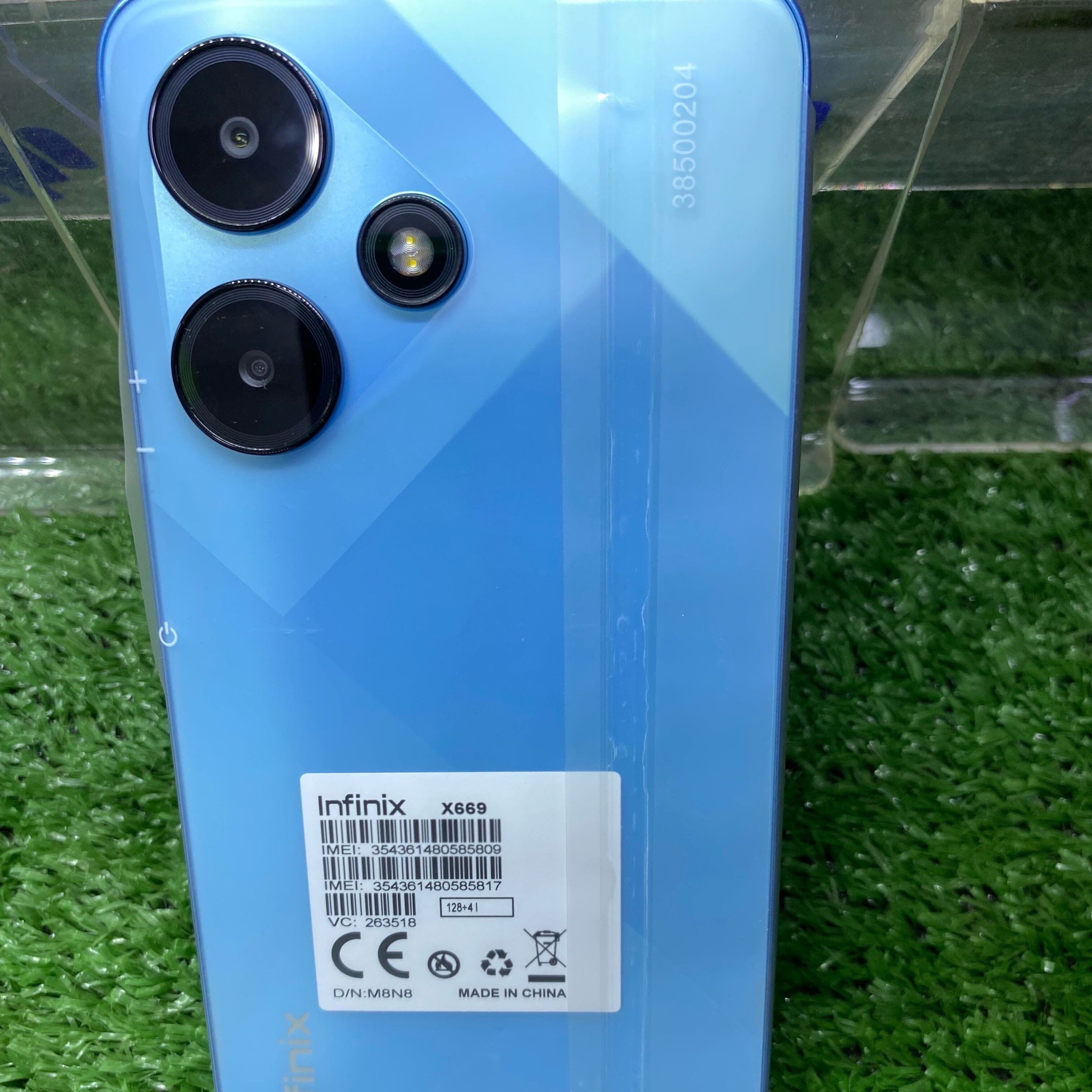 Image de infinix hot30i 128/8r