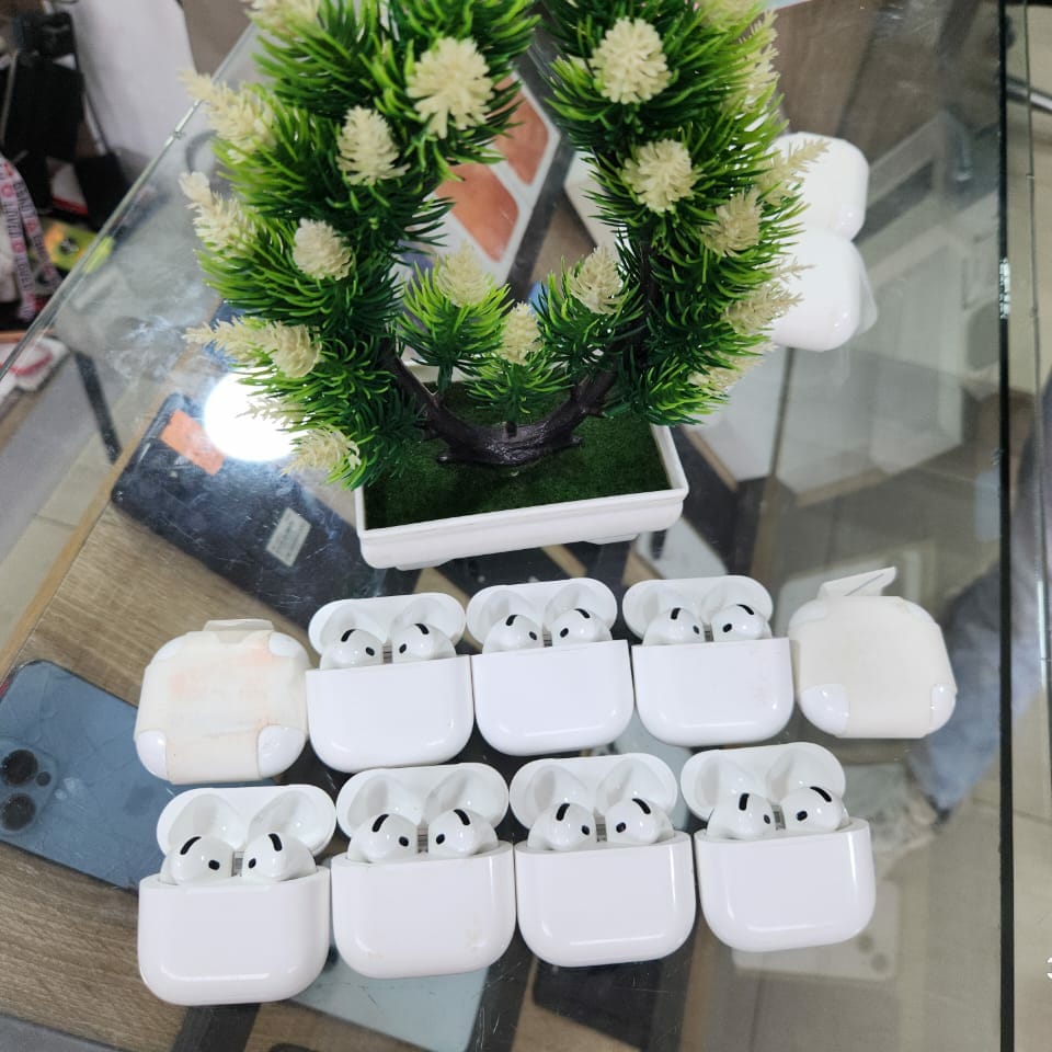 Image de AIRPODS 4 ET AIRPODS 4 ANC ORIGINAL