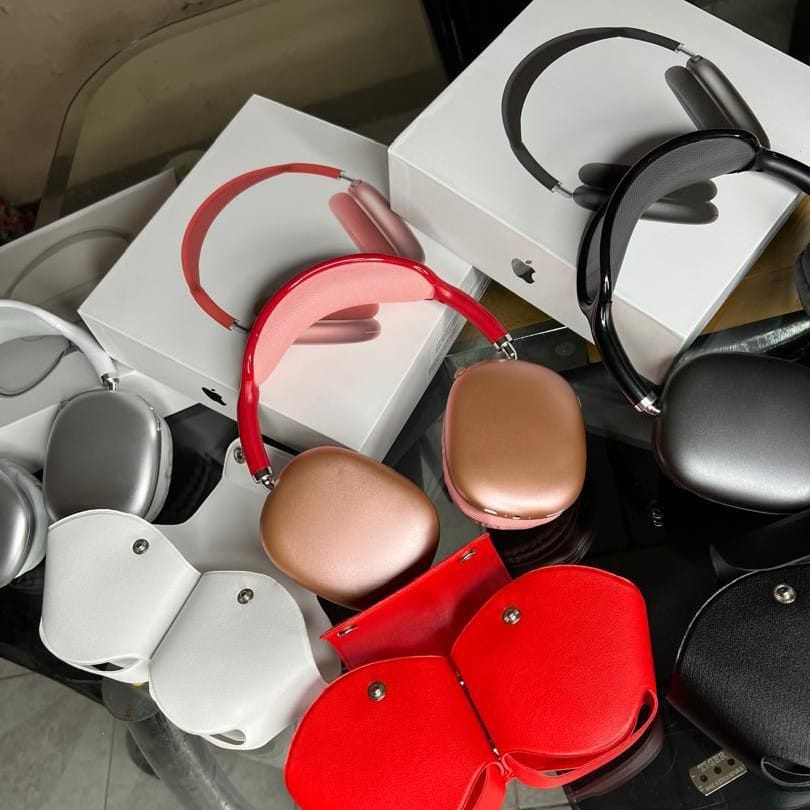 Image of Airpods max