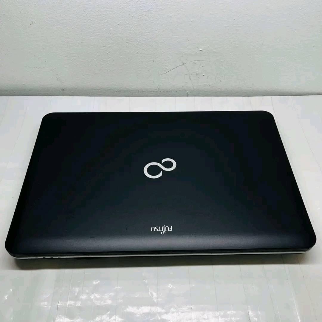 Image of Fujitsu Lifebook A531 15.6" wide screen