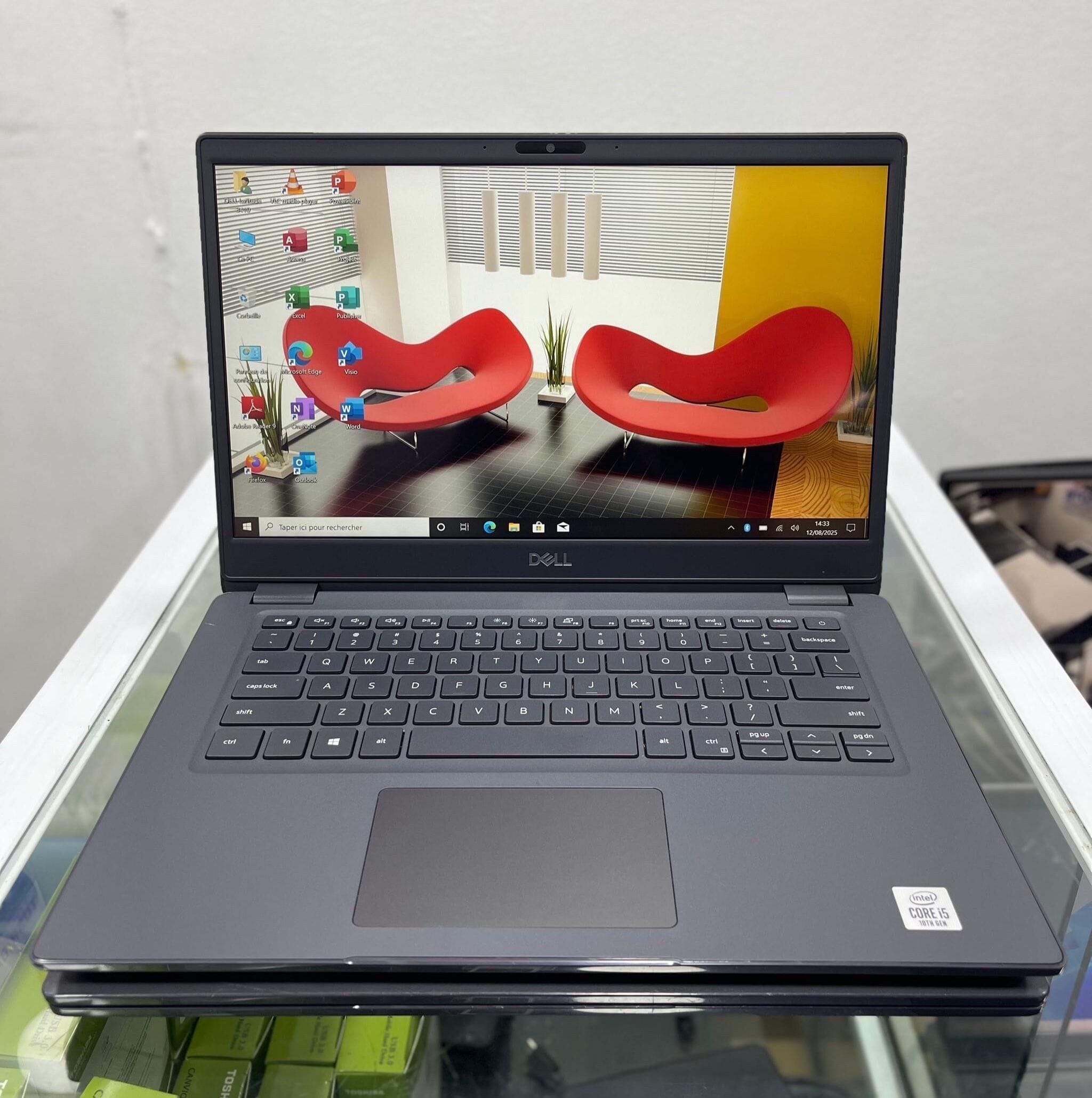 Image of Dell latitude core i3 256 g ssd 8 g