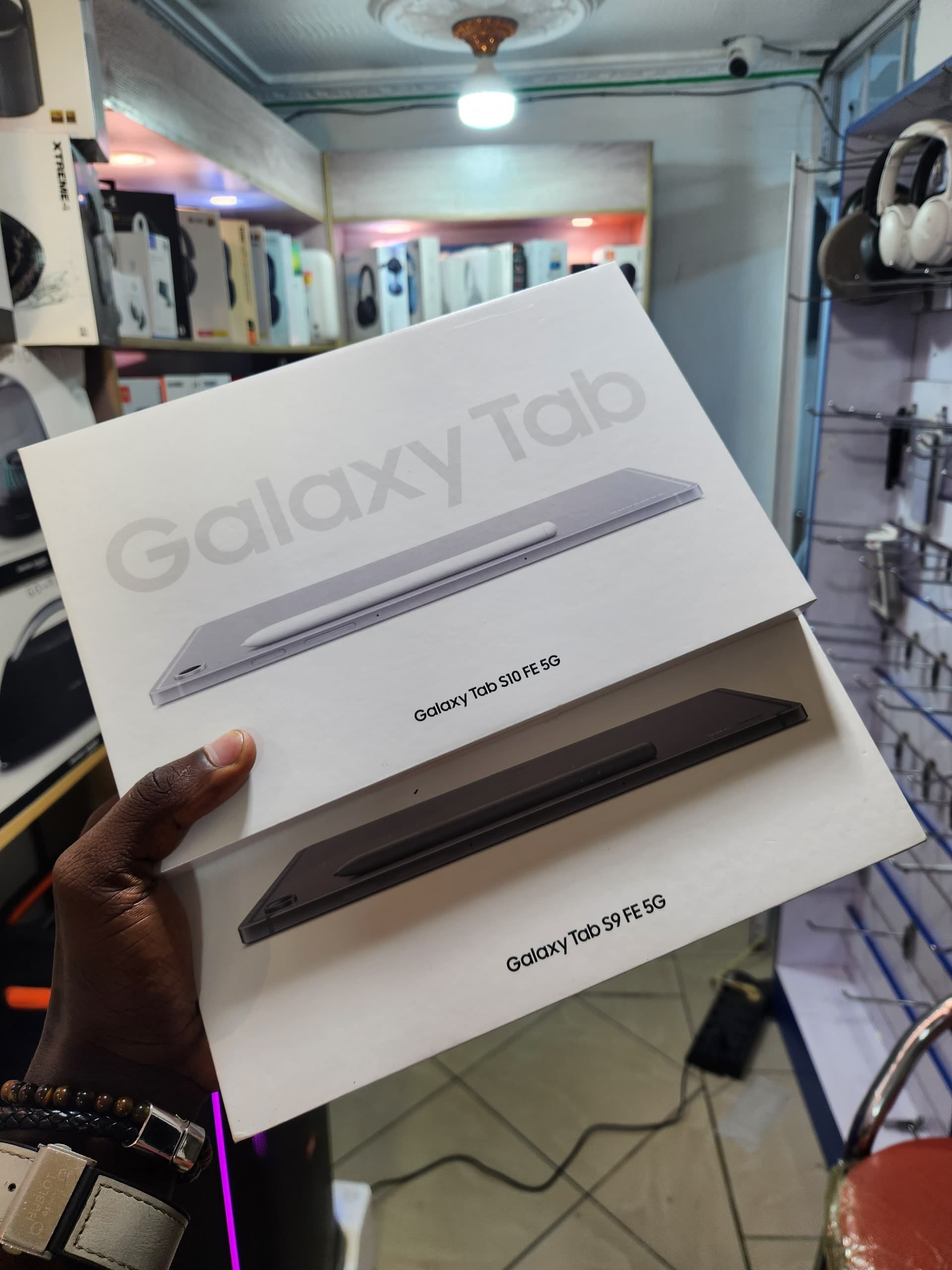 Image of TABLETTE SAMSUNG GALAXY TAB S10 FE 5G 128G