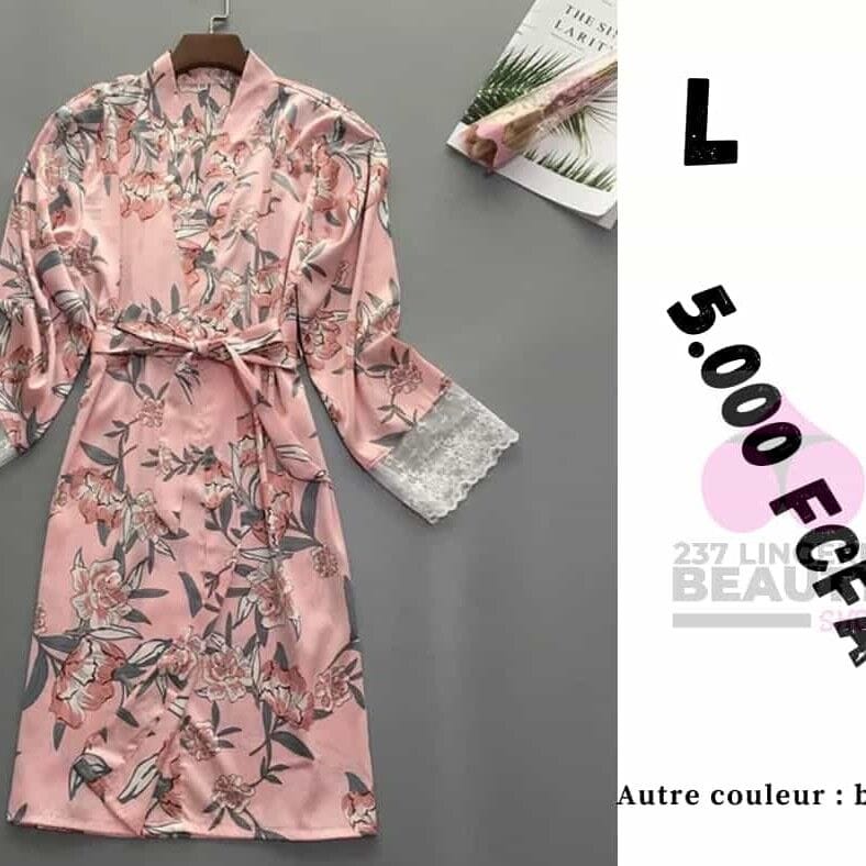 Image de Lingerie femme, robe de nuit (taille L)