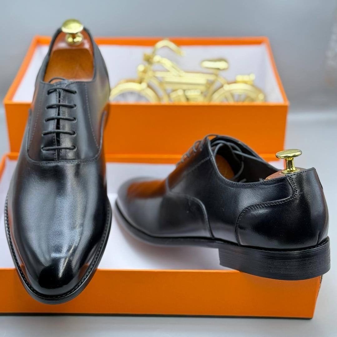 Image de Chaussures élégantes pour hommes taille 40-46