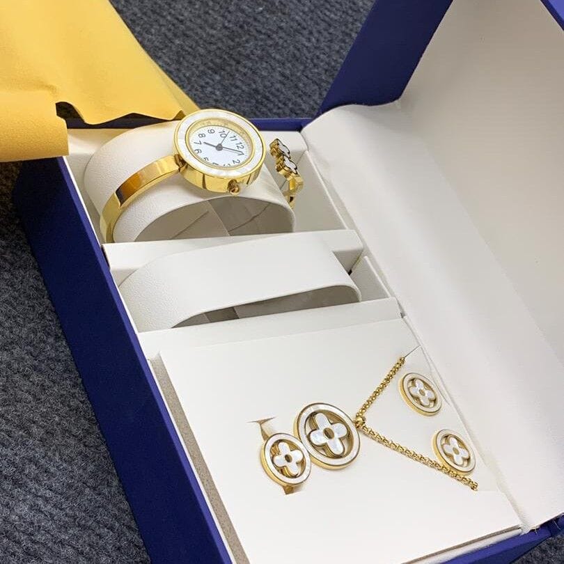 Image de Ensemble dame