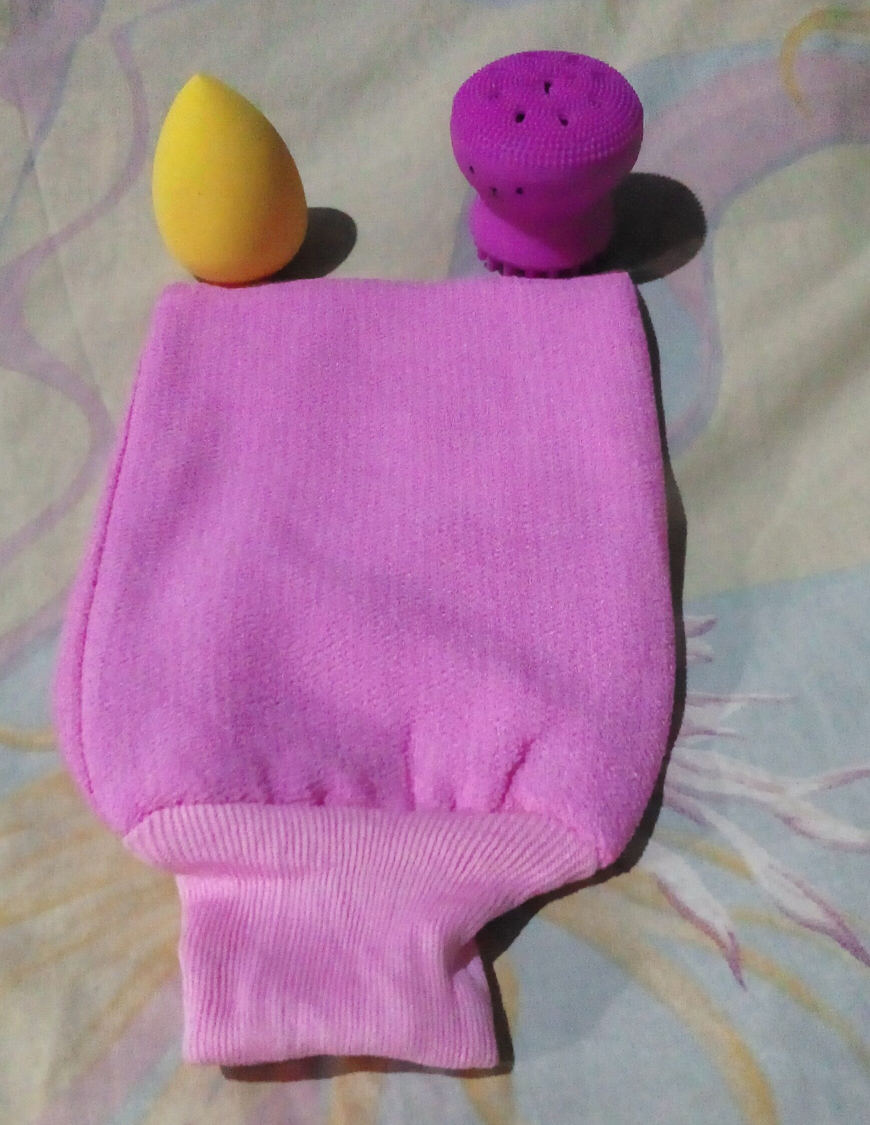 Image of exfoliating horsehair glove+blender+facial eraser