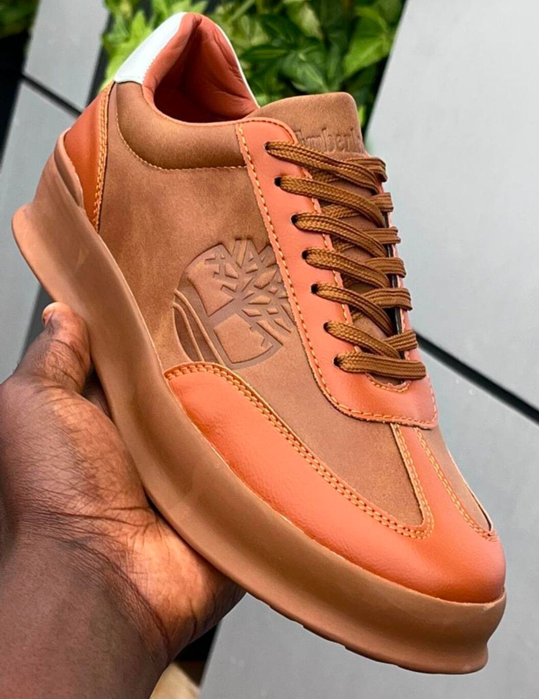 Image de Chaussures décontractées pour hommes, DIOR, TIMBERLAND et