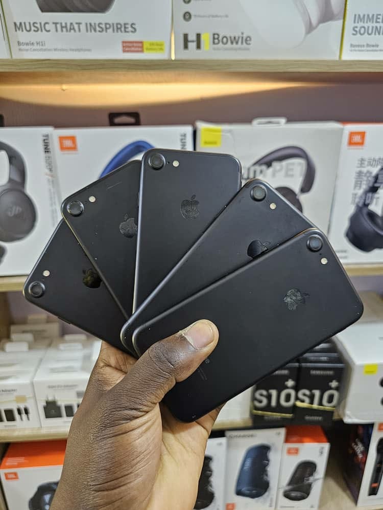 Image de IPHONE 7 32G USA