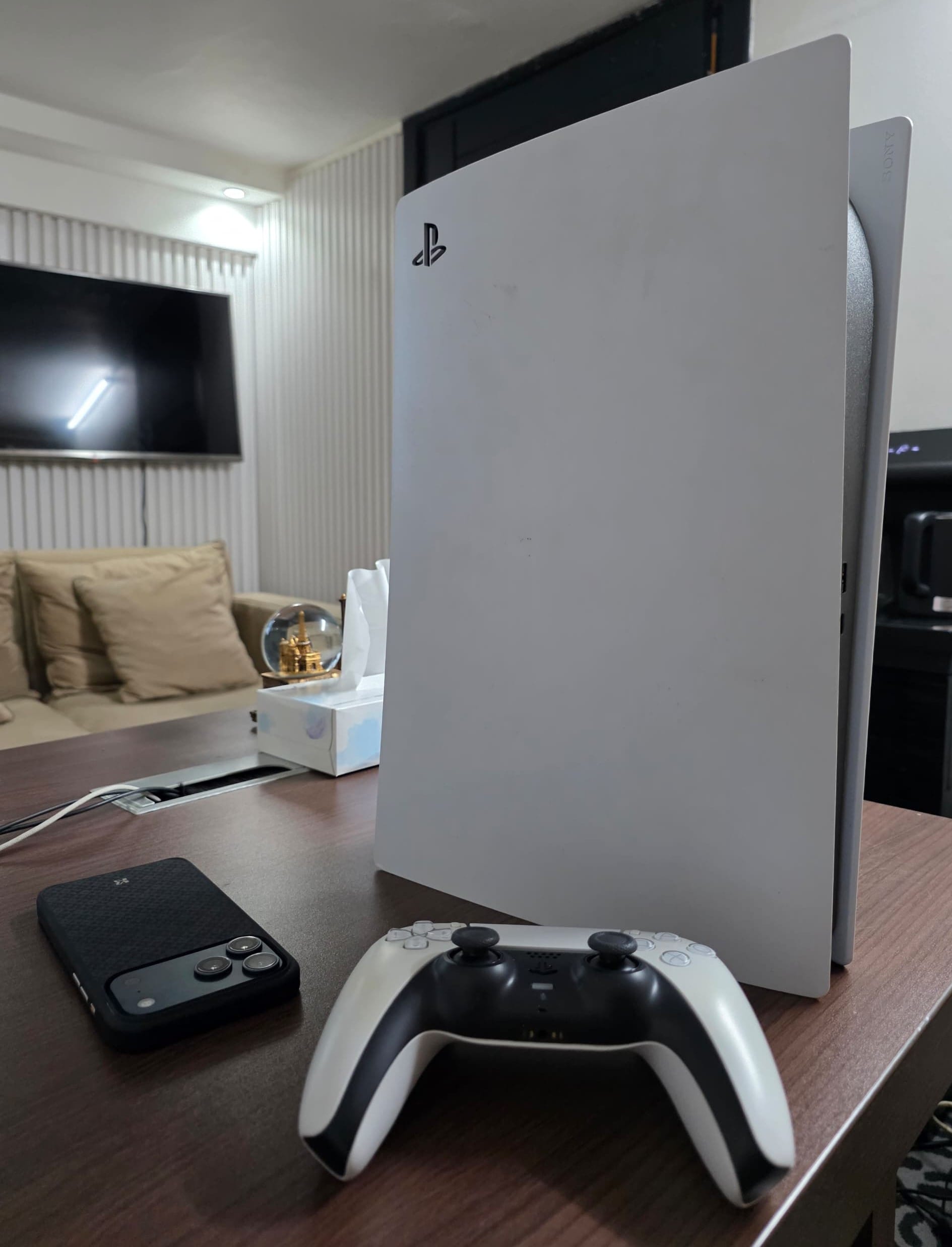 Image of PS5 1 MANETTE 1 TERA