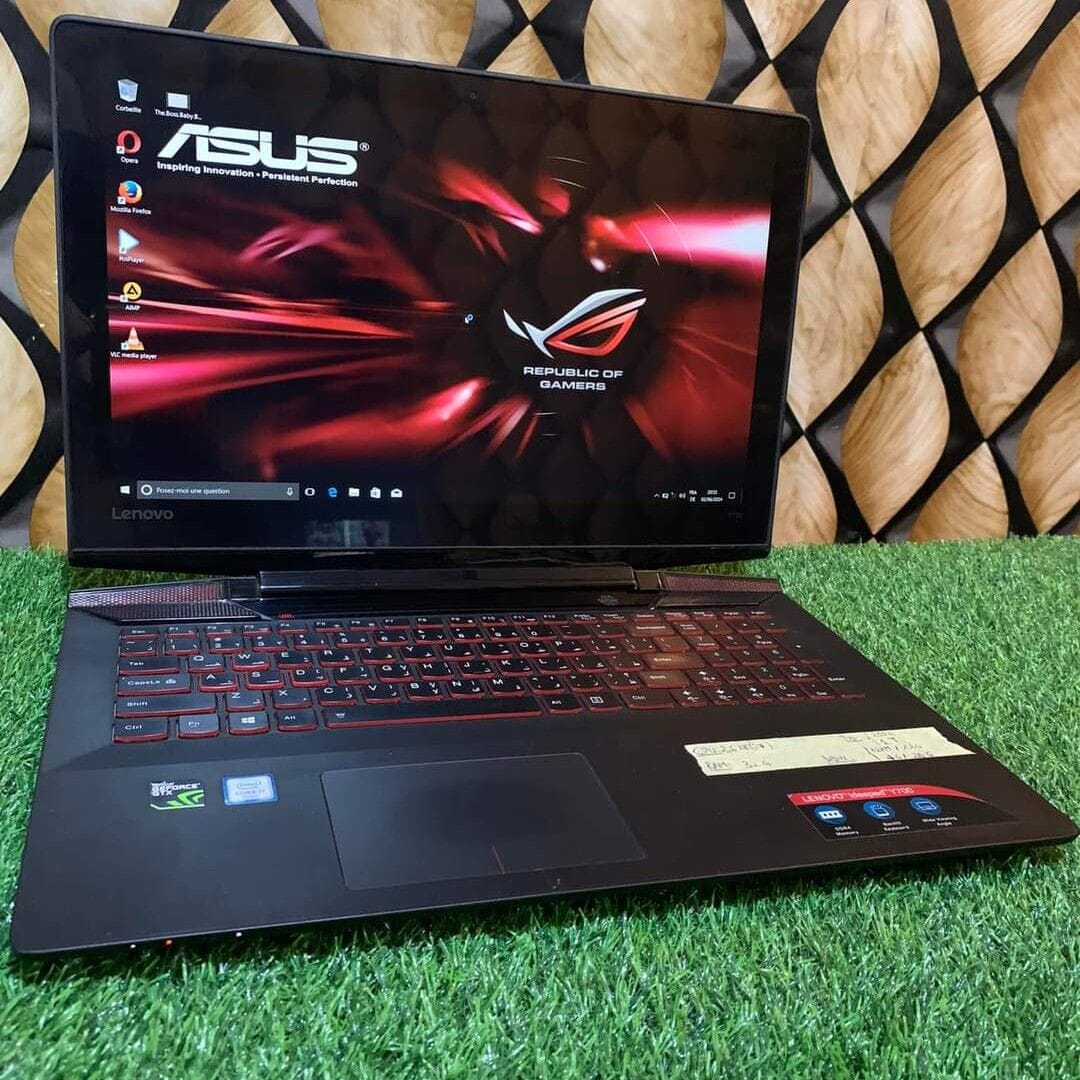 Image de Lenovo ideapad y 700