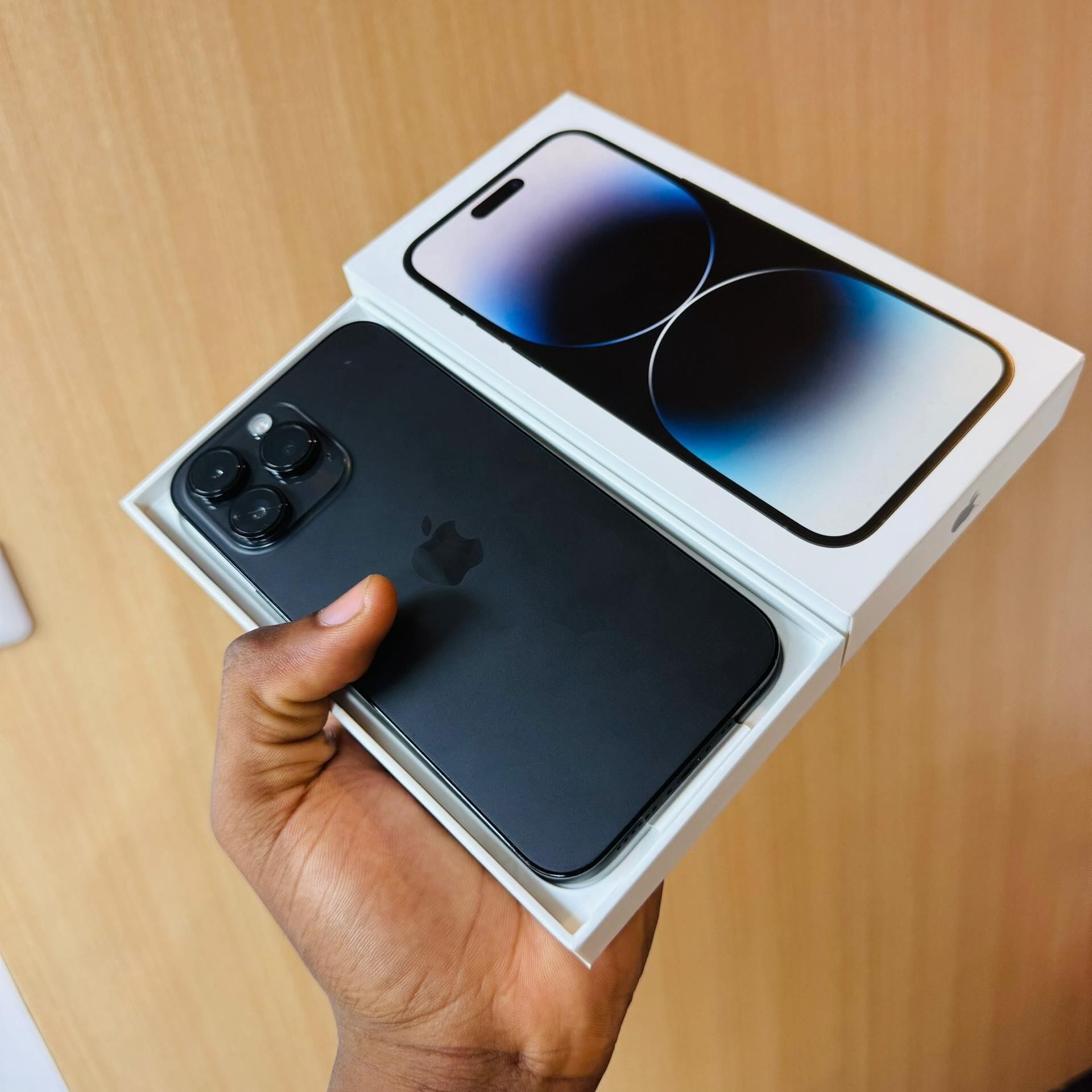 Image de 14pm 256gb HK 2sim bien neuf