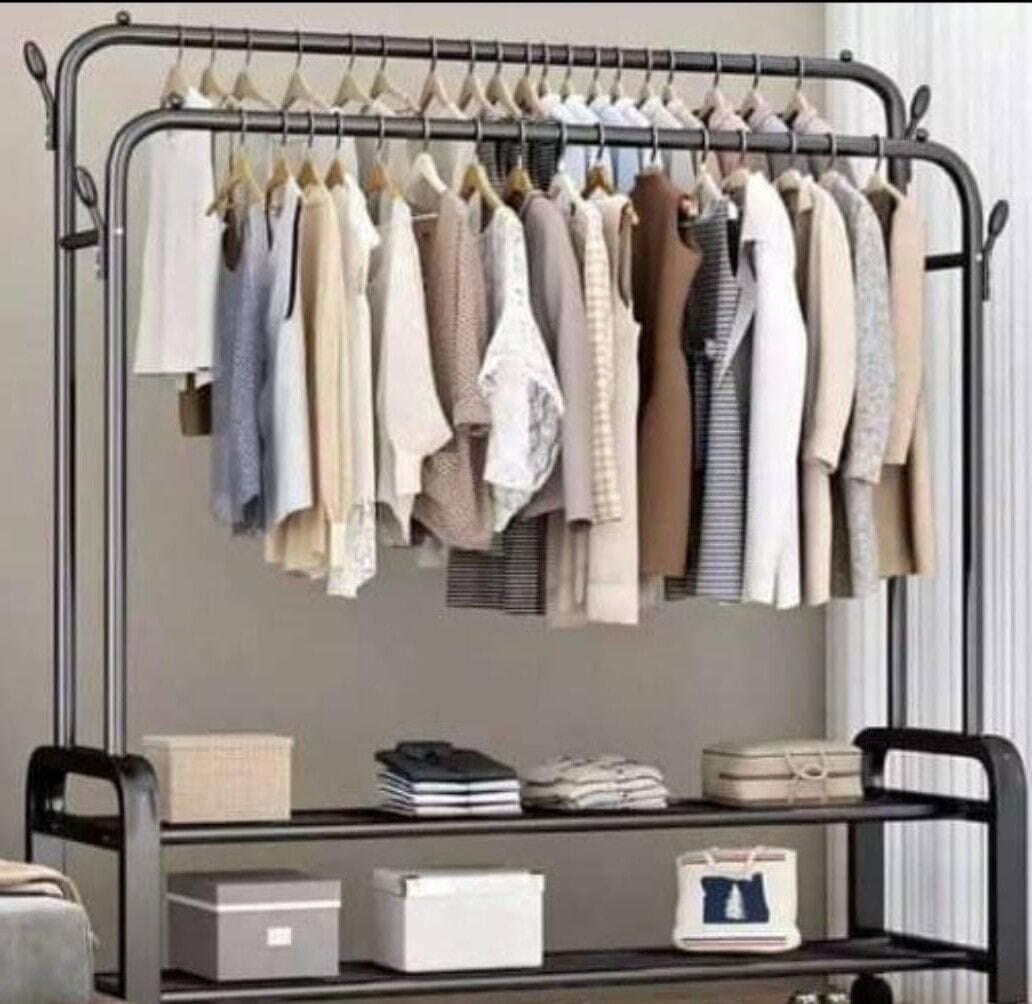 Image of iron shelf does not rust