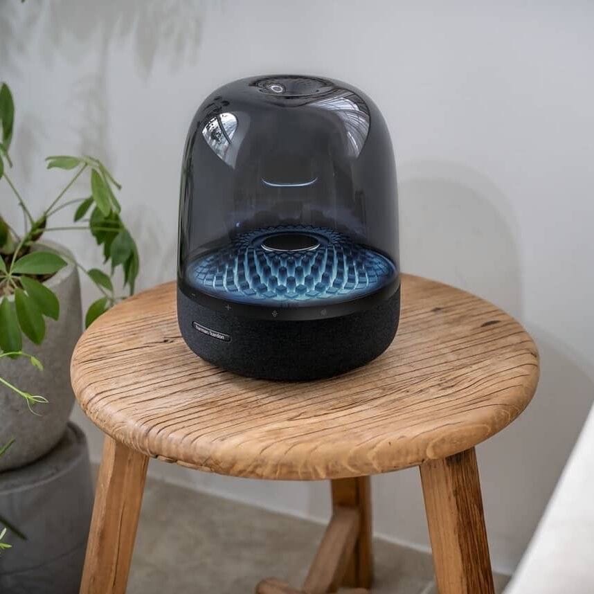 Image of aura studio 4