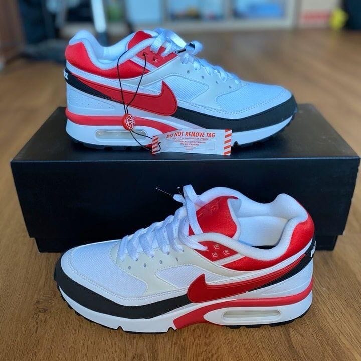 Image de Baskets_NIKE: 40-45