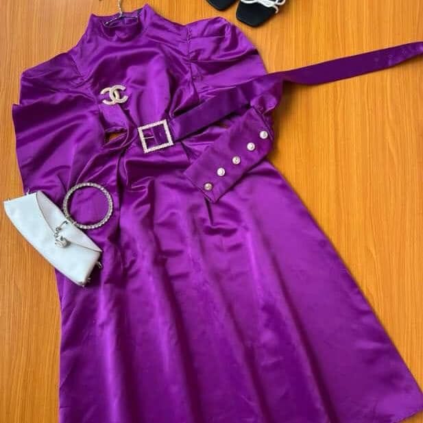 Image de robe dame tres classe soie bien lourde