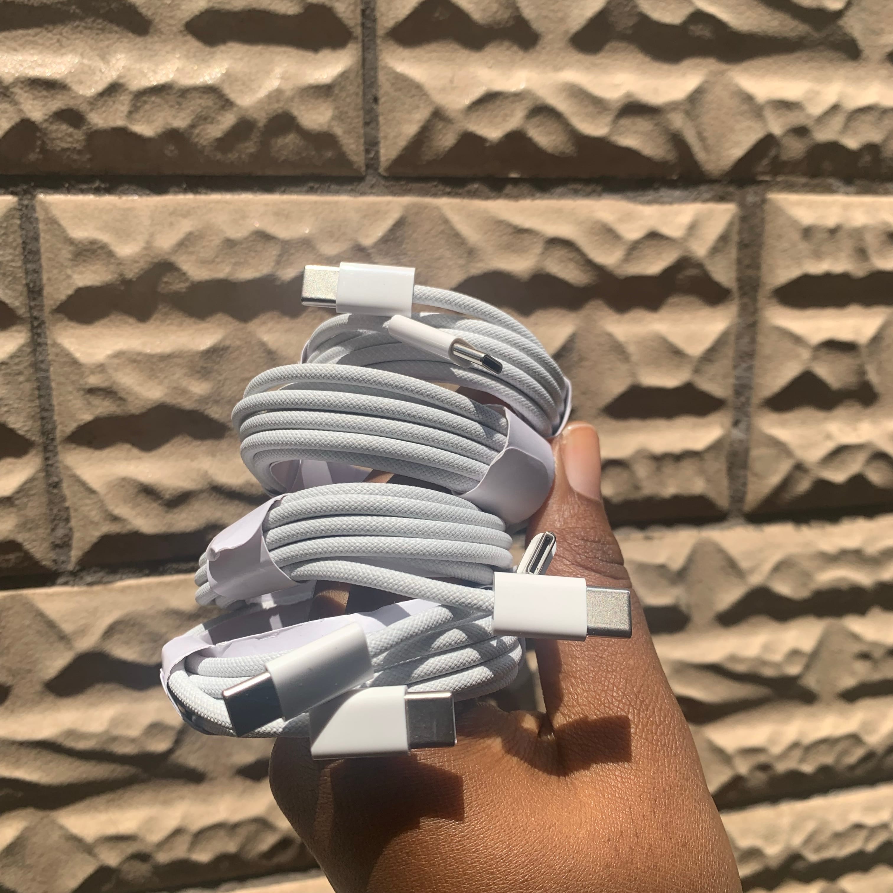 Image of Cordon usb-c neuf 1,5 m solide