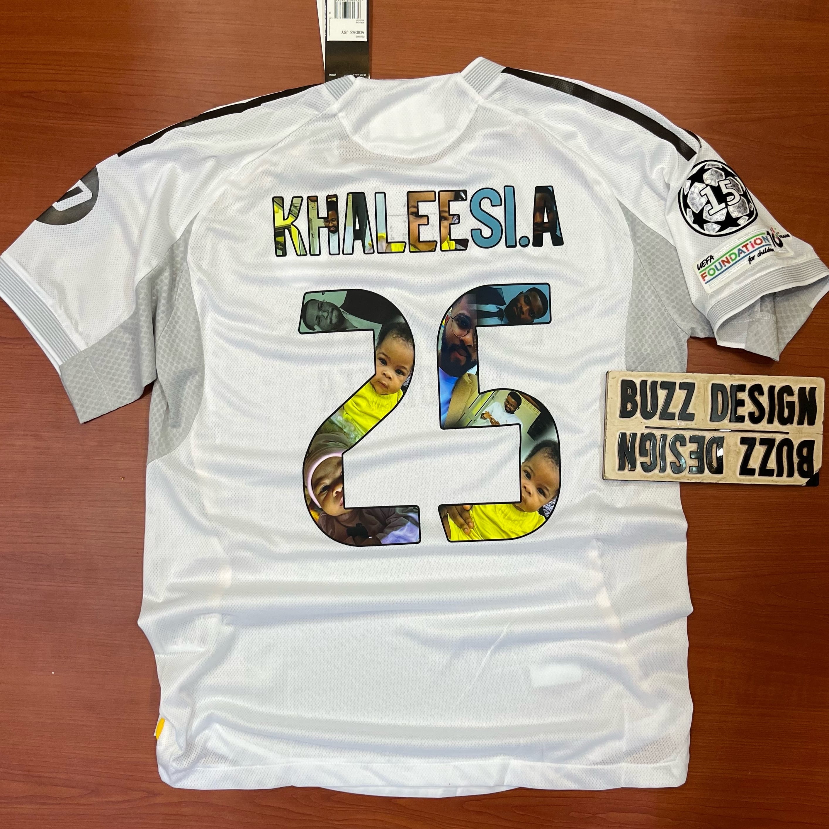 Image de maillots flocage personnalisée avec photos