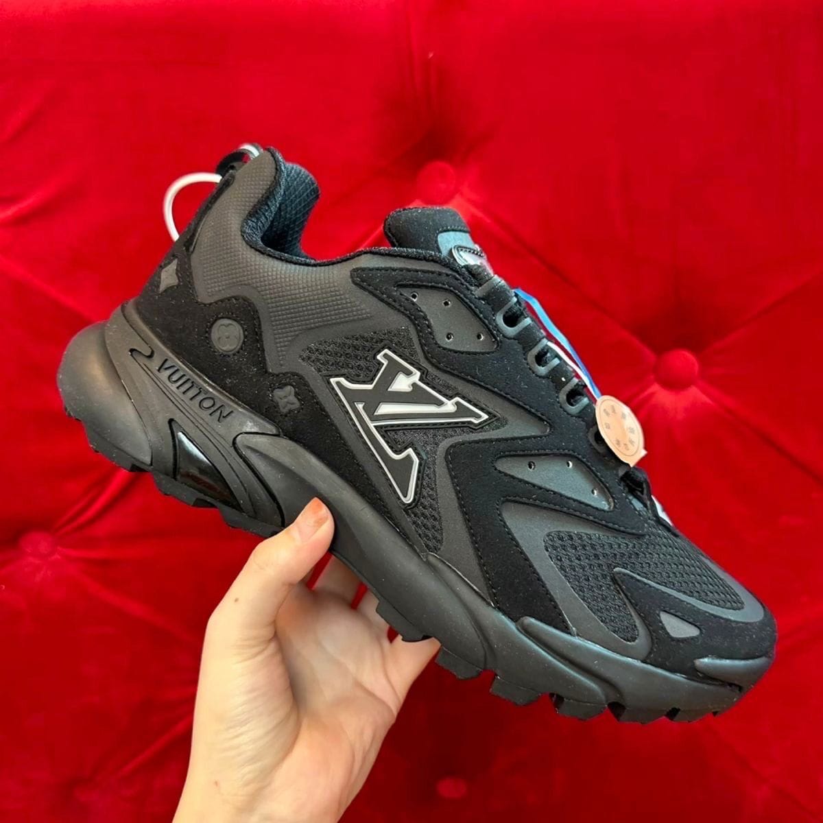 Image of Louis Vuitton shoes with carton